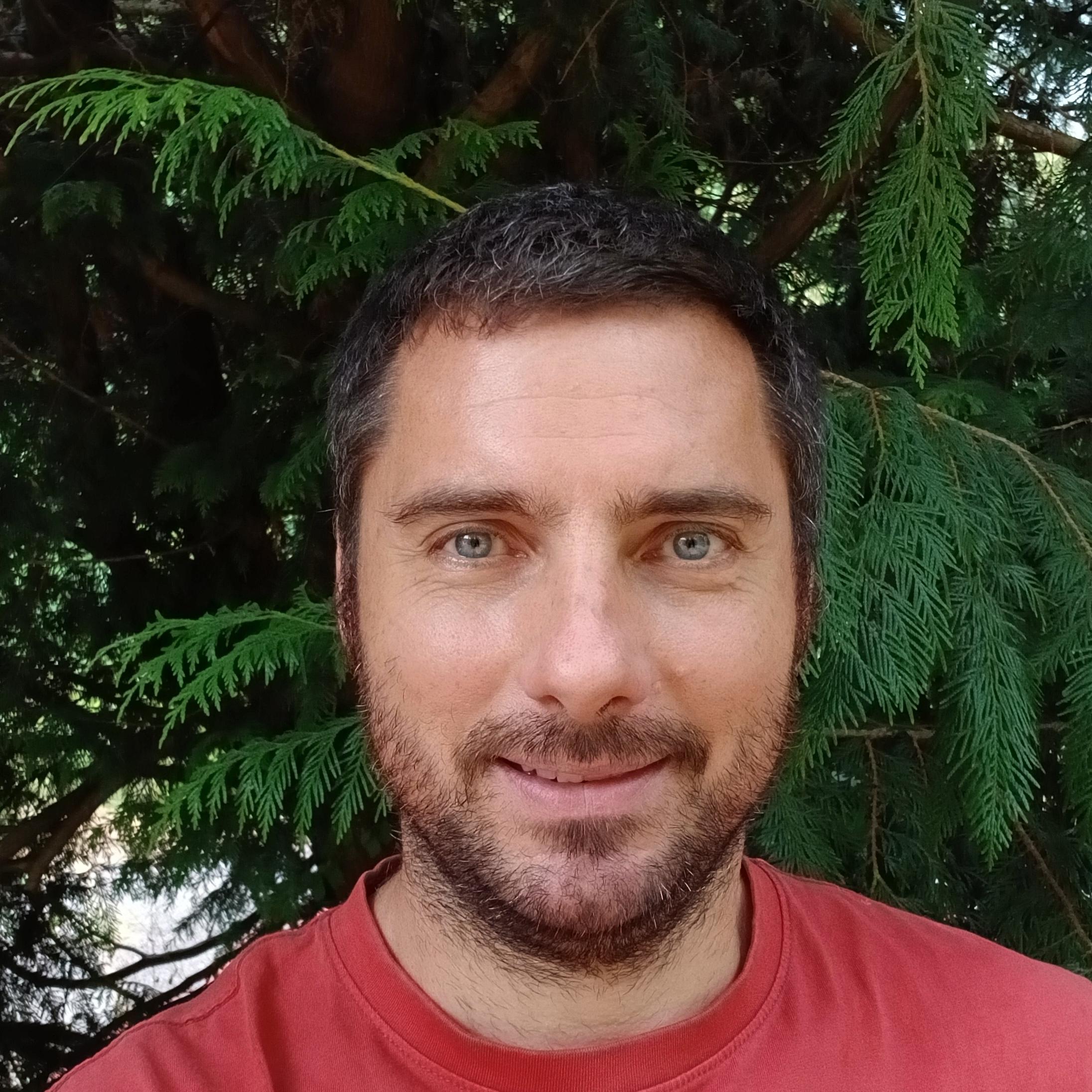 Stéphane R.