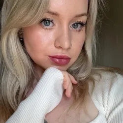 Lily M.