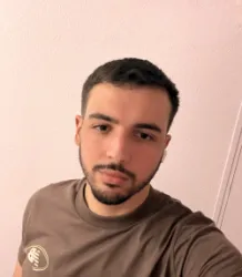 Yassine B.