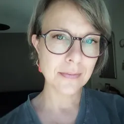 Sylvie R.