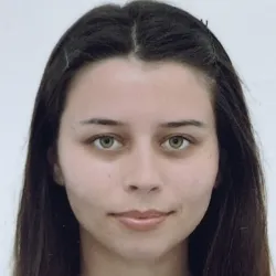 Alina C.