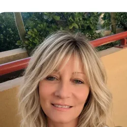 Carole B.