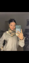 Léna  C.