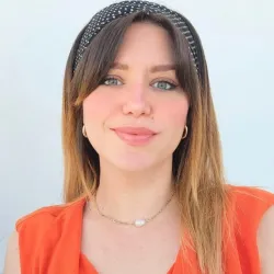 Salma R.