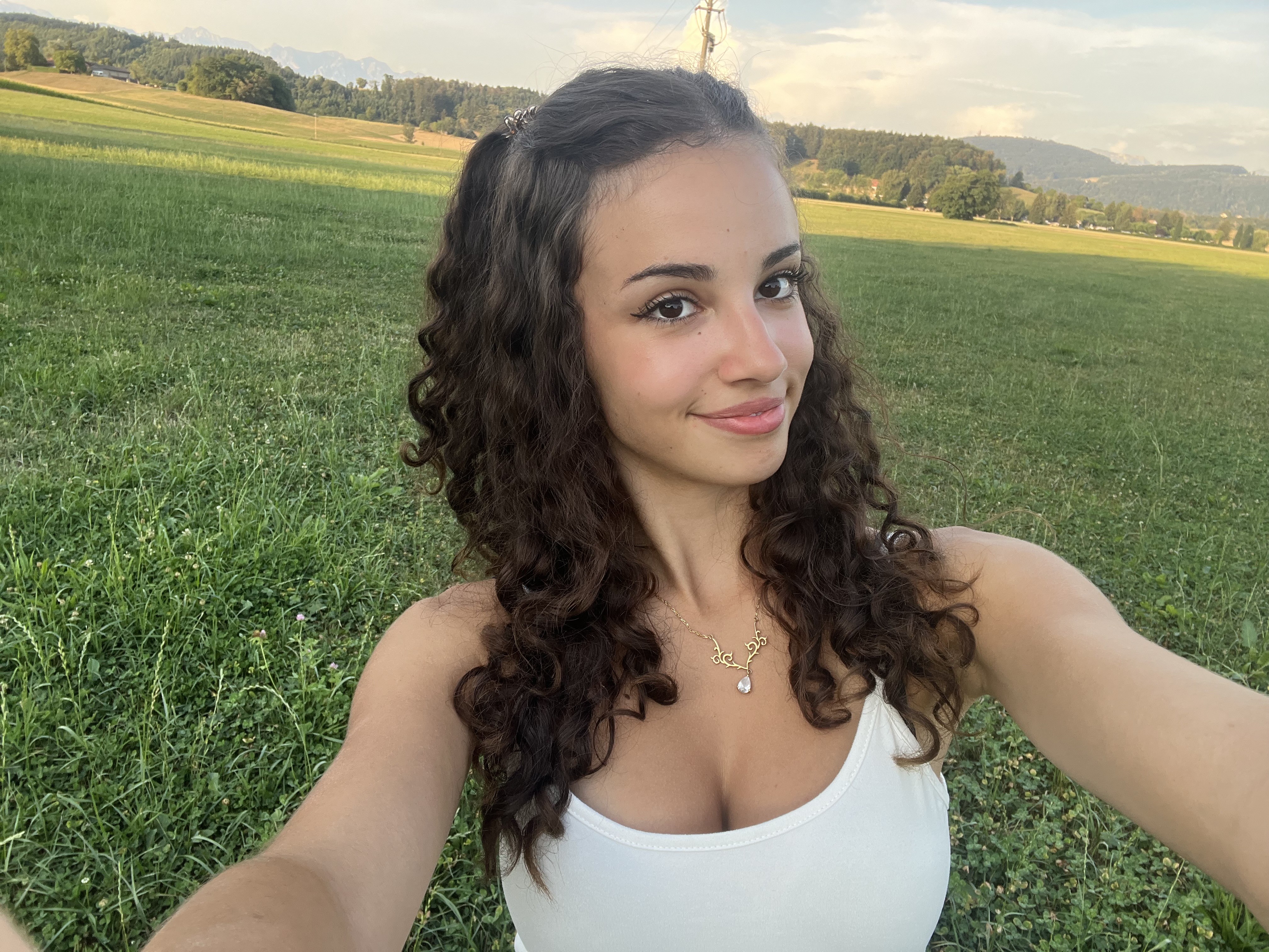 Nawelle A.