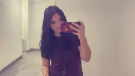 Cindy V.