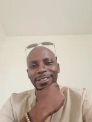 Steeve B.
