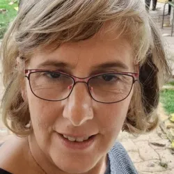Christel B.