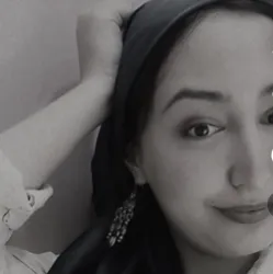 Rania Khadidja  S.