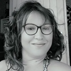 Sonia R.