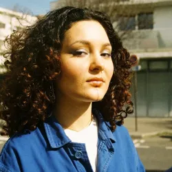 Zoe R.
