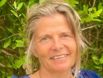 Sylvie D.