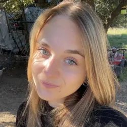 Andréa B.