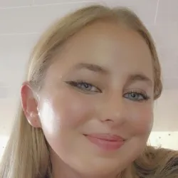Lucie M.