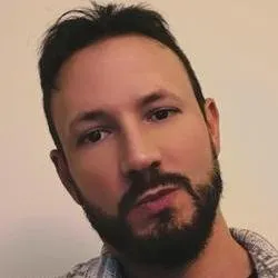 Hugo G.