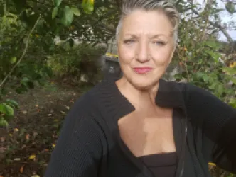 Elisaberh F.